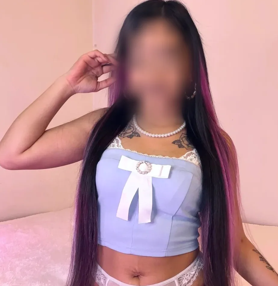 Marie, 28