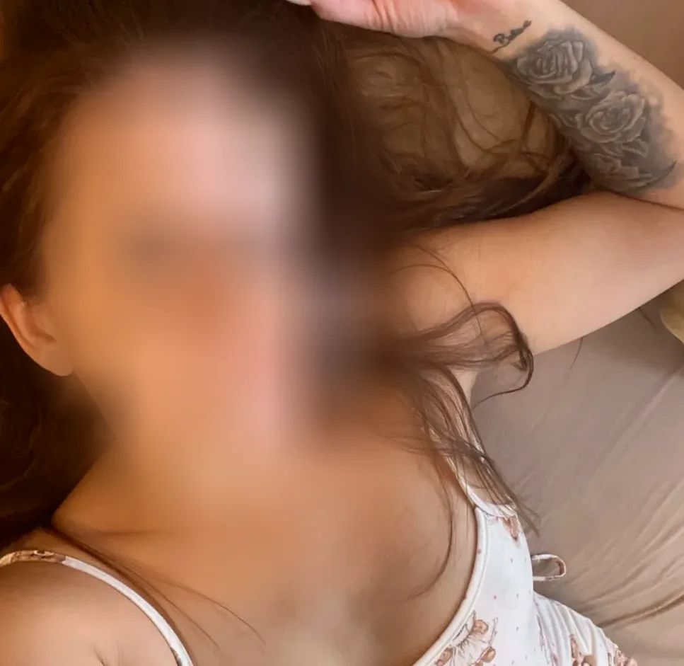 Thea, 25